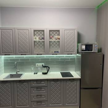 Сдается 1-комнатная квартира, 310 м²