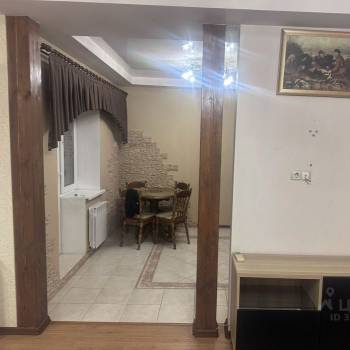 Сдается 1-комнатная квартира, 58 м²