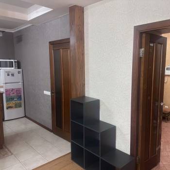 Сдается 1-комнатная квартира, 58 м²