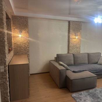Сдается 1-комнатная квартира, 58 м²
