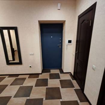 Сдается Многокомнатная квартира, 90 м²