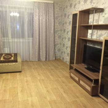 Сдается Многокомнатная квартира, 103,6 м²