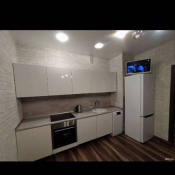Сдается Многокомнатная квартира, 60 м²