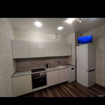 Сдается Многокомнатная квартира, 60 м²