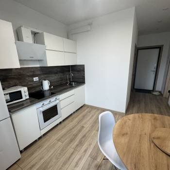 Сдается 1-комнатная квартира, 40,7 м²