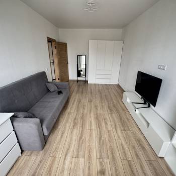 Сдается 1-комнатная квартира, 40,7 м²