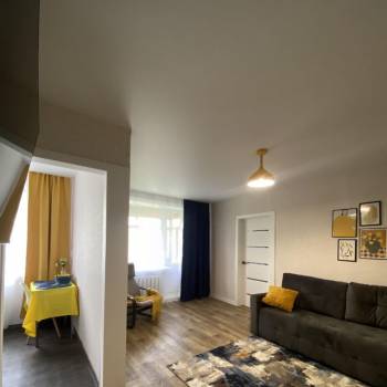 Сдается 2-х комнатная квартира, 42 м²