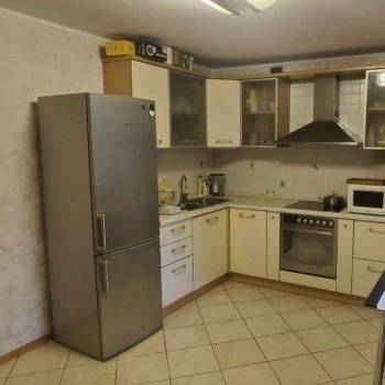 Сдается 2-х комнатная квартира, 60 м²