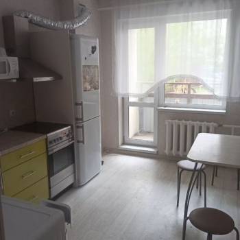 Сдается 1-комнатная квартира, 42,7 м²