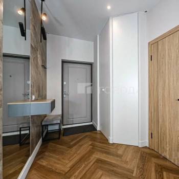 Продается 2-х комнатная квартира, 55 м²
