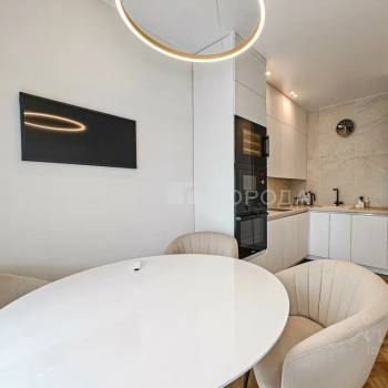 Продается 2-х комнатная квартира, 55 м²