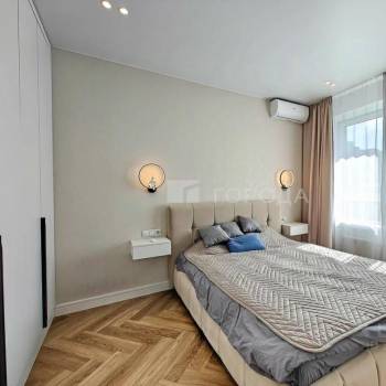 Продается 2-х комнатная квартира, 55 м²