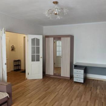 Сдается 1-комнатная квартира, 41 м²