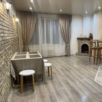 Сдается Многокомнатная квартира, 100 м²