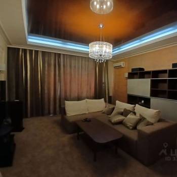 Сдается 2-х комнатная квартира, 93 м²