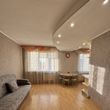 Сдается Многокомнатная квартира, 57 м²