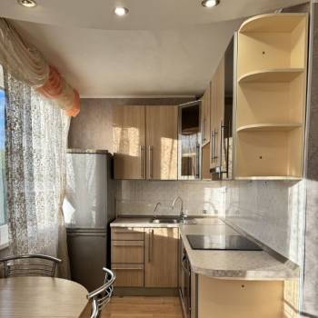 Сдается Многокомнатная квартира, 57 м²
