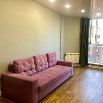 Сдается 1-комнатная квартира, 42 м²