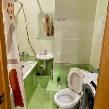 Сдается 1-комнатная квартира, 42 м²