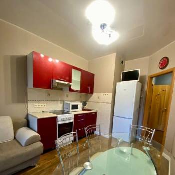 Сдается 1-комнатная квартира, 42 м²