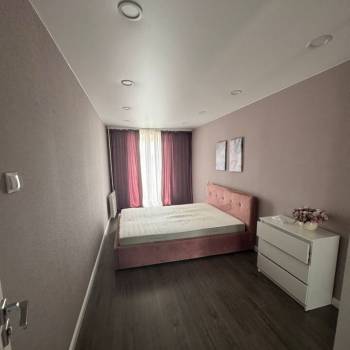 Сдается Многокомнатная квартира, 56 м²