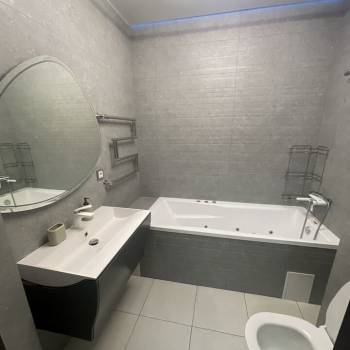 Сдается Многокомнатная квартира, 117 м²