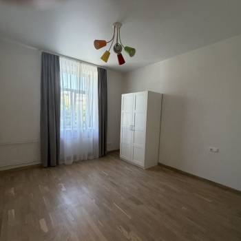Сдается Многокомнатная квартира, 84 м²