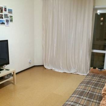 Сдается 1-комнатная квартира, 37 м²