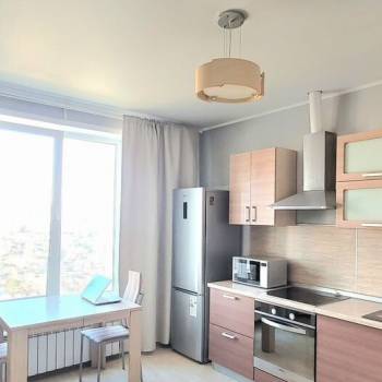 Сдается 1-комнатная квартира, 48 м²