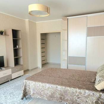 Сдается 1-комнатная квартира, 48 м²