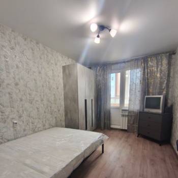 Сдается 1-комнатная квартира, 43 м²