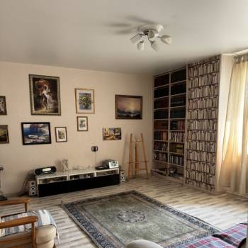 Сдается 1-комнатная квартира, 46 м²