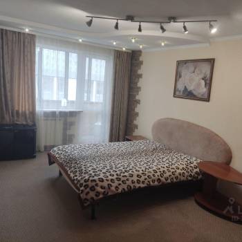 Продается 1-комнатная квартира, 29,8 м²