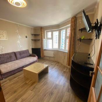 Сдается 1-комнатная квартира, 40,7 м²