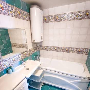 Сдается 2-х комнатная квартира, 55 м²