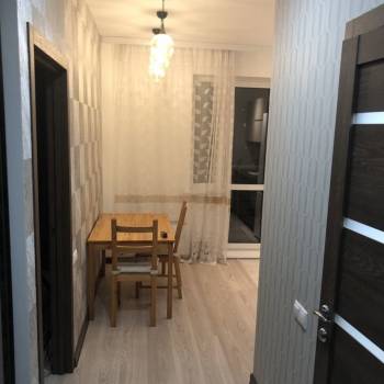Сдается 1-комнатная квартира, 42 м²