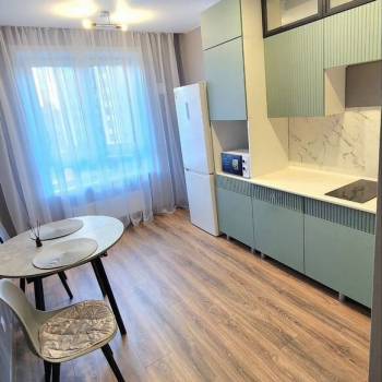 Сдается 1-комнатная квартира, 38 м²