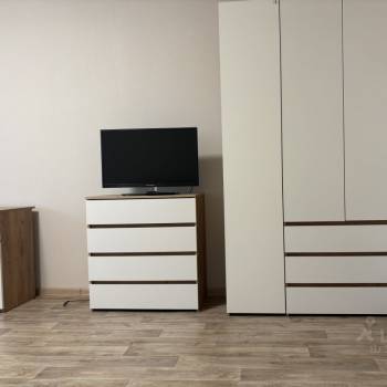 Сдается 1-комнатная квартира, 49 м²