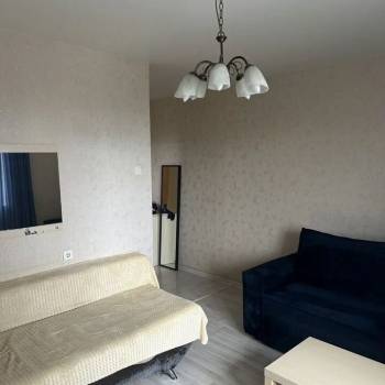 Сдается 1-комнатная квартира, 39 м²