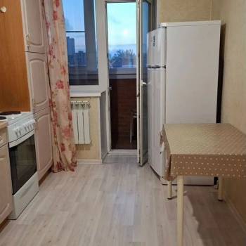 Сдается 1-комнатная квартира, 39 м²