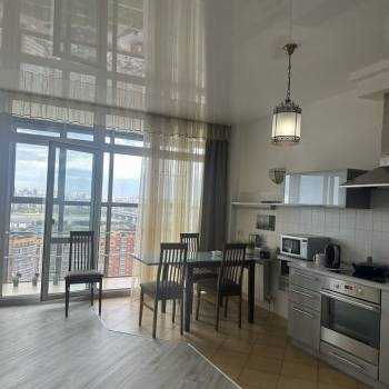 Сдается 2-х комнатная квартира, 70 м²