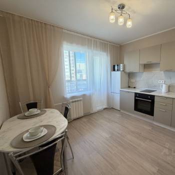 Сдается 1-комнатная квартира, 37 м²