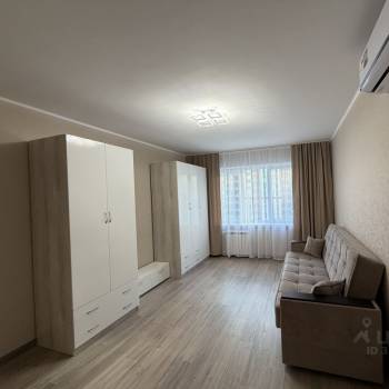 Сдается 1-комнатная квартира, 37 м²