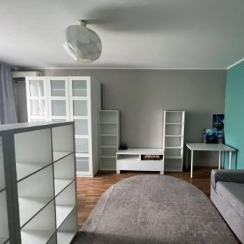 Сдается 1-комнатная квартира, 40 м²