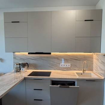 Сдается 1-комнатная квартира, 51,8 м²