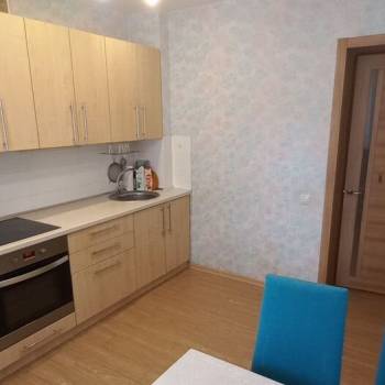 Сдается 2-х комнатная квартира, 56 м²