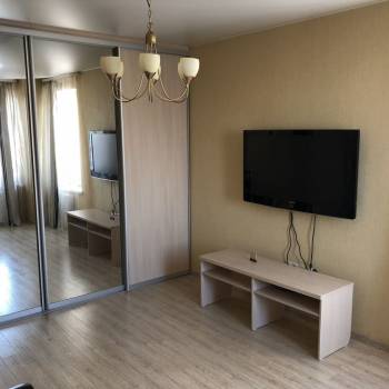 Сдается 1-комнатная квартира, 45 м²