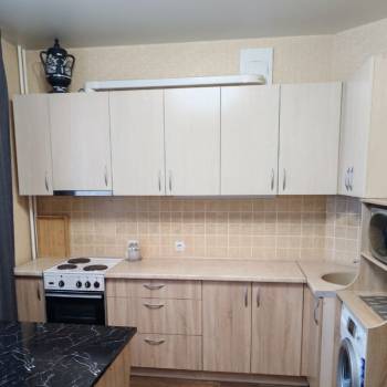 Сдается 1-комнатная квартира, 49 м²