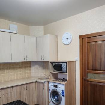Сдается 1-комнатная квартира, 49 м²