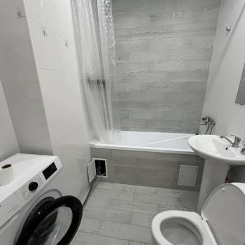 Сдается 1-комнатная квартира, 47,1 м²